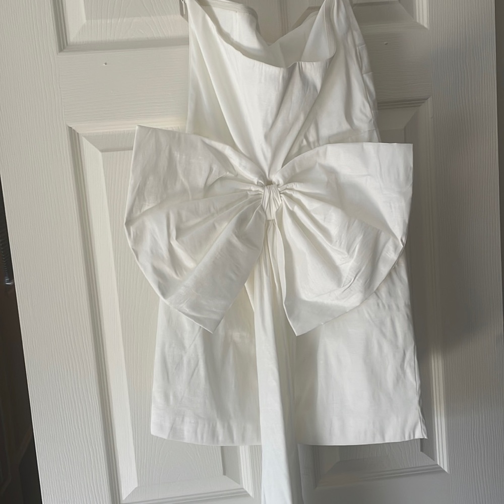 White Bow Strapless Dress. Reception Dress, rehearsal dress